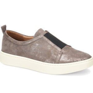SOFFT Safia Sneaker Metallic Grey Size 8.5